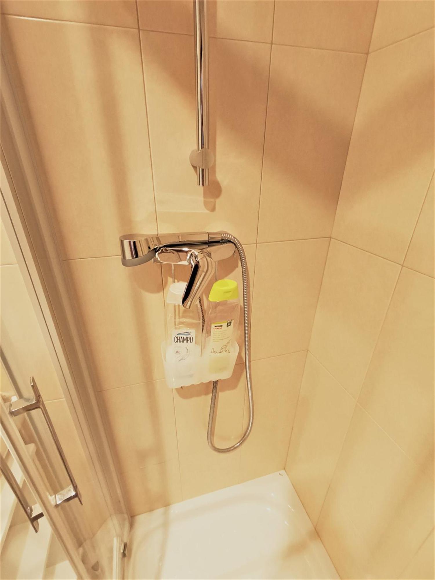 Appartement Bec, Hospital Cruces, Parking Gratis, Wifi, Aa, A 15 Min De Bilbao à Barakaldo Extérieur photo